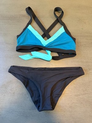 NEW black blue  L SPACE two piece swimsuit bikini size small