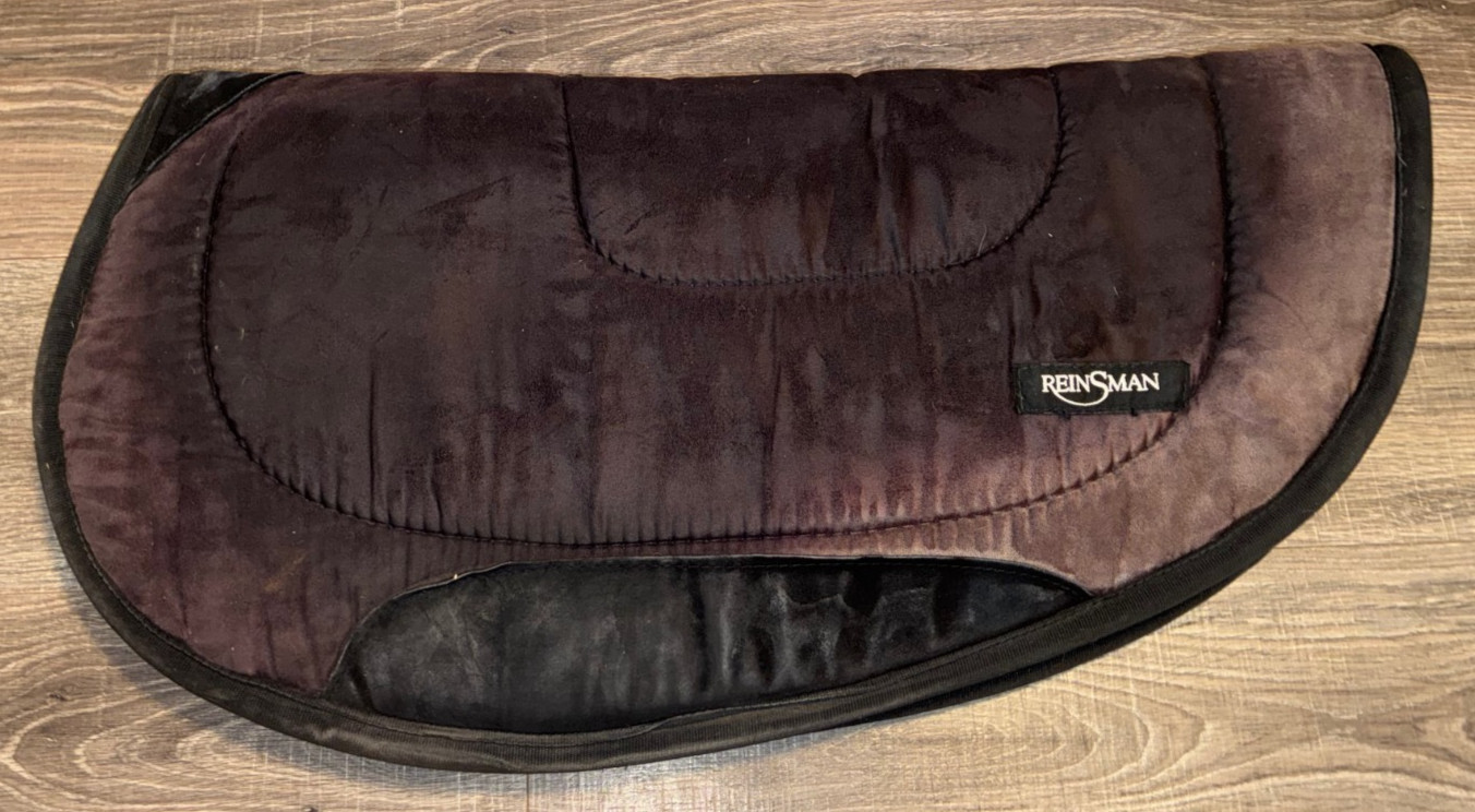 REINSMAN BLACK TACKY TOO WESTERN CONTOURED PAD 26'' X  29 1/2''