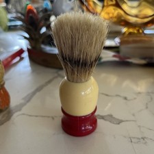 Vintage Shave Brush Ever Ready C40 Made in the USA Red Cream Handle 4 Inch