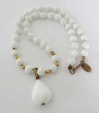 Vintage Milk Glass Bead Pendant Necklace Miriam Haskell