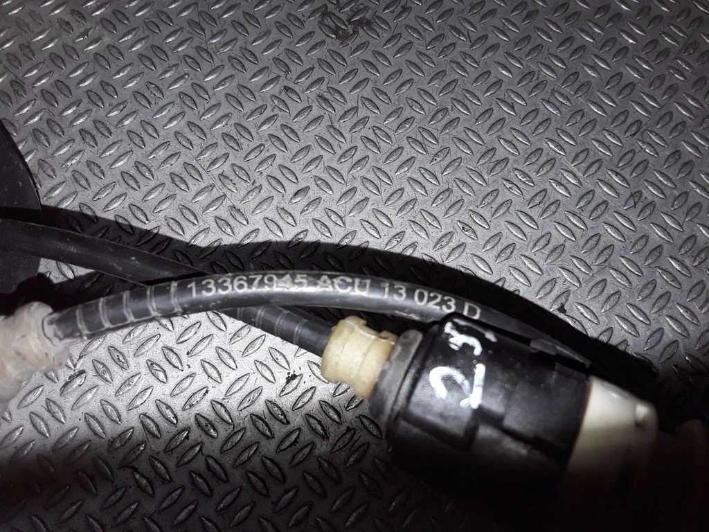 Chevrolet Cruze 2013 Gear shift cable linkage 13367945 DEV302632  