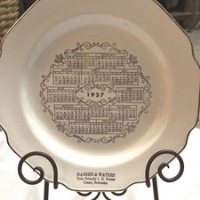 Sabina 1957 Calendar Plate Hansen & Waters IH Dealer Cream Gold Fair 10in Trim