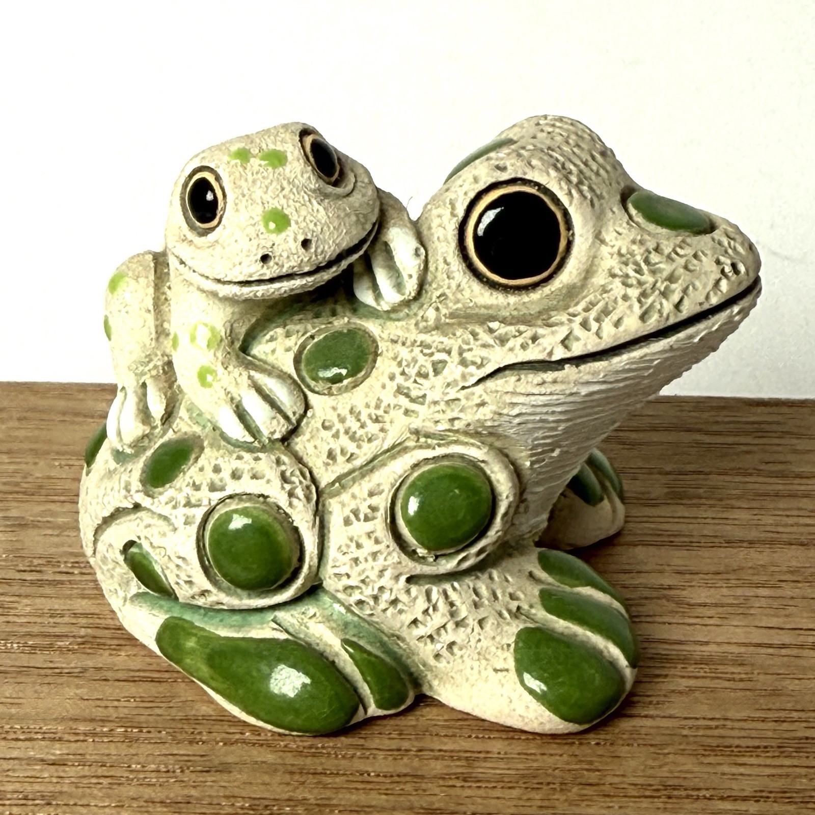 Vintage COAD Peru FROGS/TOADS Mom & Baby Enamel & Composition Figurine Rare 2”