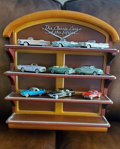 Présentoir en bois - classic car of the fifties