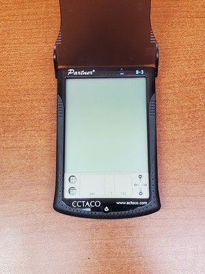 Ectaco Partner Russian Partner P900 Deluxe Language Teacher (missing stylus)