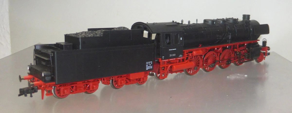 Fleischmann 4135; Personenzuglokomotive 39 068 DB, DSS, wie neu in OVP /Z886