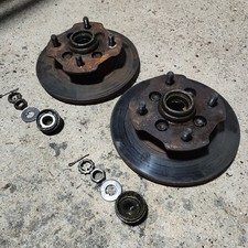 Toyota Starlet KP61 Front Hubs - Pair 1 (of 2 available) with Discs and Spares
