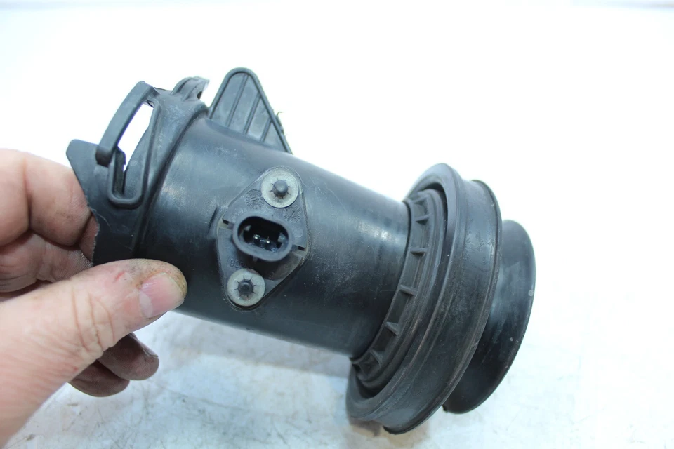 08-15 SKI-DOO MXZ X 800R FLAUTA DE ADMISIÓN DE AIRE OEM 508000662 Foto 2 de 4