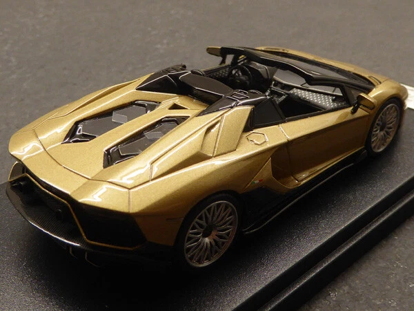 LAMBORGHINI AVENTADOR ULTIMAE ROADSTER 2022 BRONZO ZANTE  Looksmart LS532E - Immagine 2 di 2