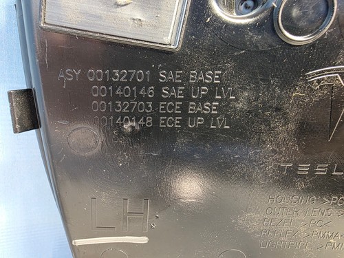 2015 2013 2016 2017 TESLA MODEL S LEFT SIDE FOG LIGHT BLACK TYPE OEM USED - Picture 10 of 11
