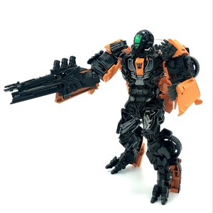 studio series shadow raider