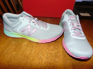 new balance arishi girls