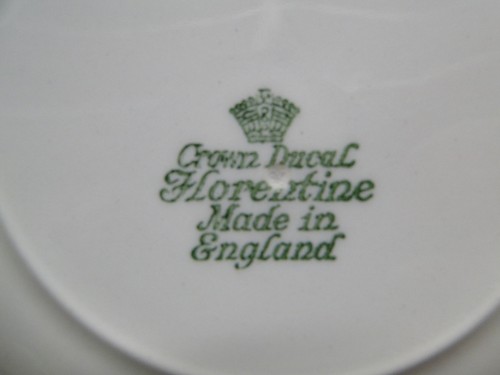 Crown Ducal Florentine Garden, Fruit: Creamer / Cream Pitcher, Crazing - Picture 3 of 3