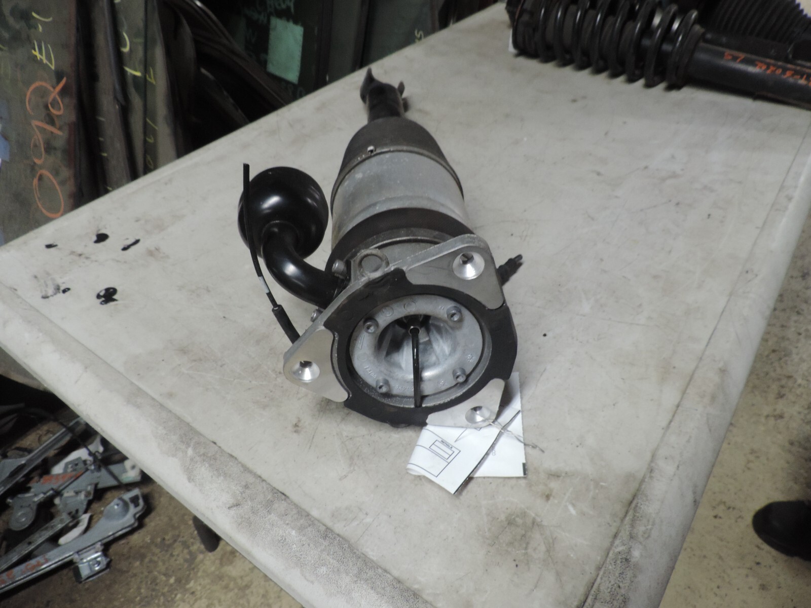 2003-10 BENTLEY CONTINENTAL GT REAR PASSENGER STRUT 