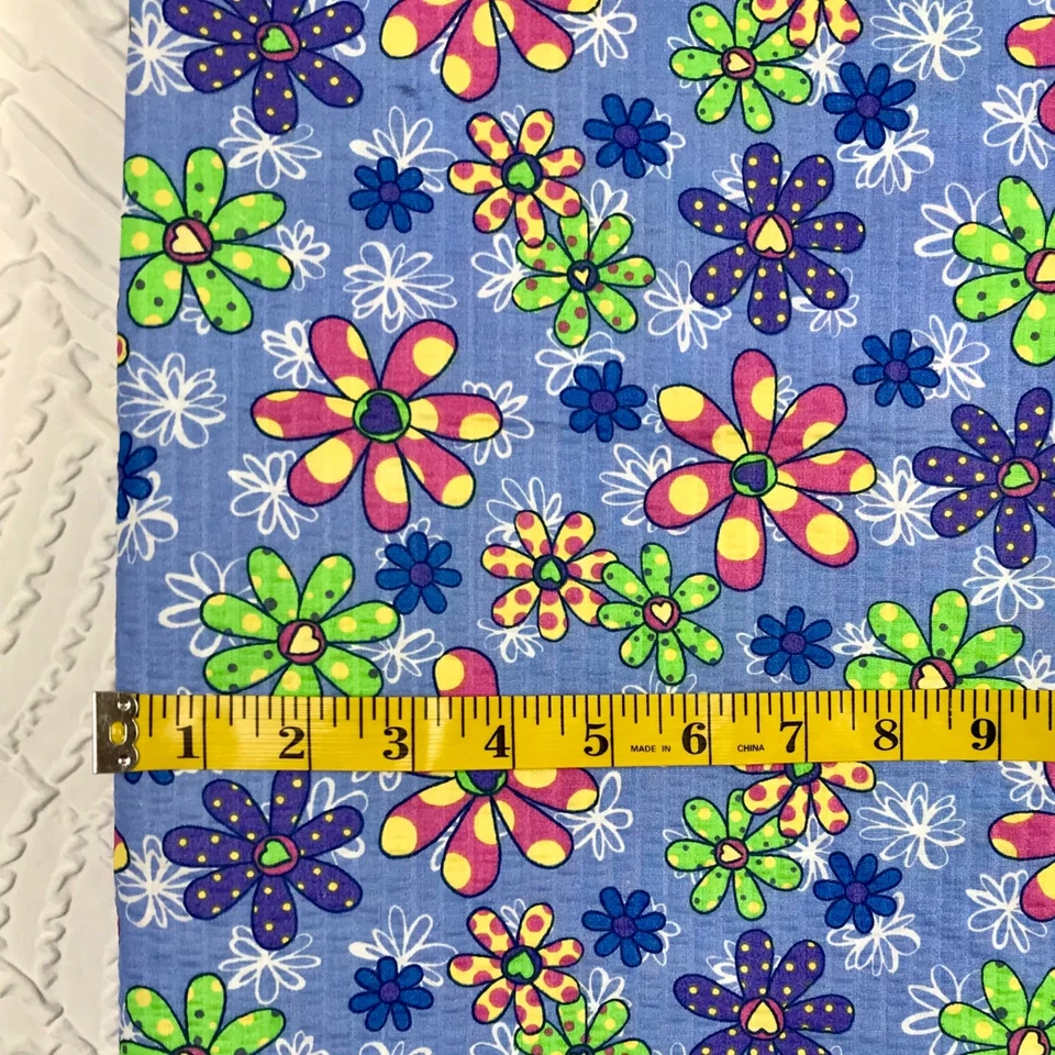 Tela Seersucker plisada de algodón retro floral lavanda FLOWER POWER de colección 3,5 yardas Foto 3 de 3