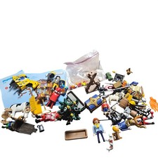 Mixed Lot Playmobil 5762 Knights Christmas Farm Figures Accessories w/ Manual