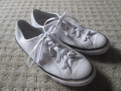 CONVERSE CT ALL STAR DAINTY WOMENS 7/ EU 38 WHITE LEATHER LOW TRAINERS ~Worn 1X