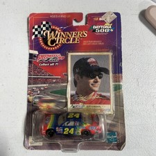 1999 Winners Circle Jeff Gordon 24 DuPont Daytona 500 Speedweeks 99 Series 1:64