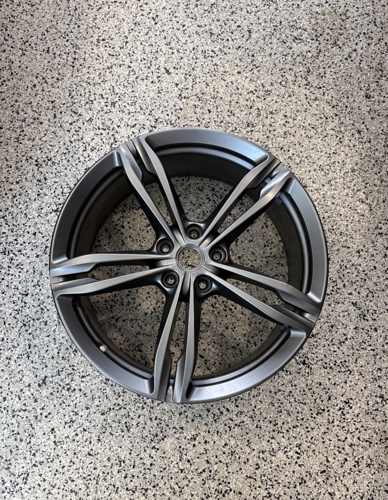 OEM Ferrari GTC4Lusso Front Forged Wheel 20x8.5 ET46.5 P/N 328870