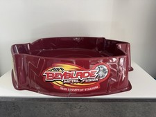 Beyblade Metal Fusion Max Stampede Stadium Leicht Kaputt An Der Seite