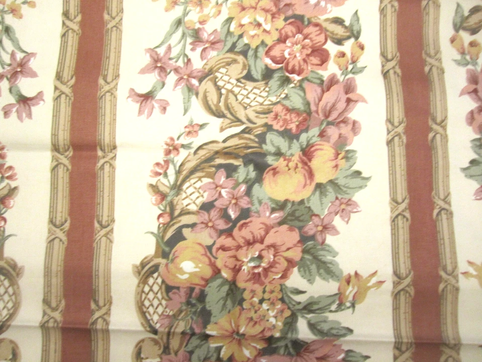 Park Avenue Collection Ambiance Lrg Floral Trellis Upholstry Cotton 1yd 12"x56 - Image 3 of 4