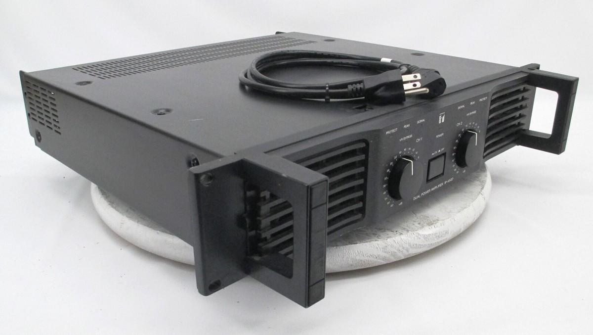 TOA Electronics IP-300D Two-Channel Power Amplifier 450W/CH @ 4