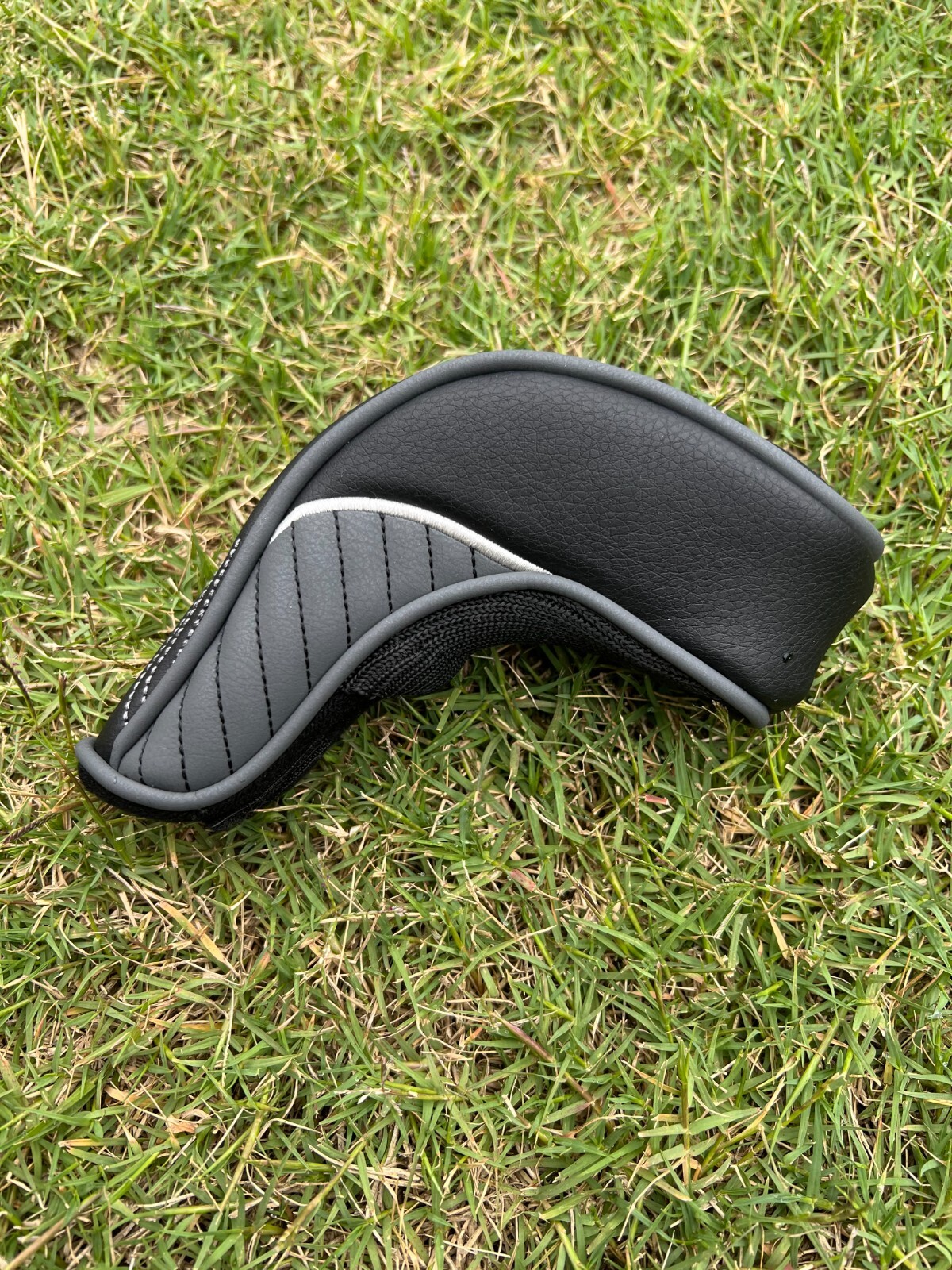 Cleveland Golf Launcher XL HALO Hybrid/Iron Headcover CLUB Sand Wedge