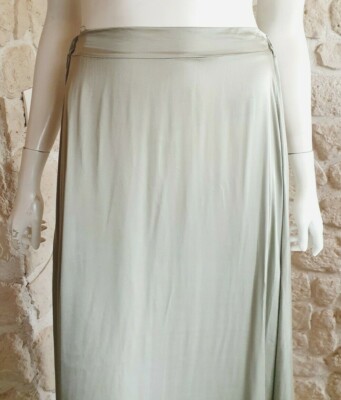 Jupe Asymétrique Crème Chantal B - Taille Unique, Neuve Avec étiquettes (étiquette 40€)