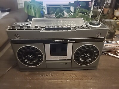 1970s PANASONIC RS-466 S boombox Cassette tape & AM/FM Radio Has