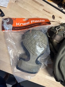 New TETHRD KNEE PADS
