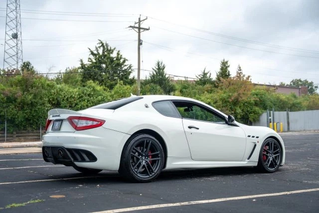 2012 Maserati GranTurismo MC Coupe 2D - Imagem 4 de 4