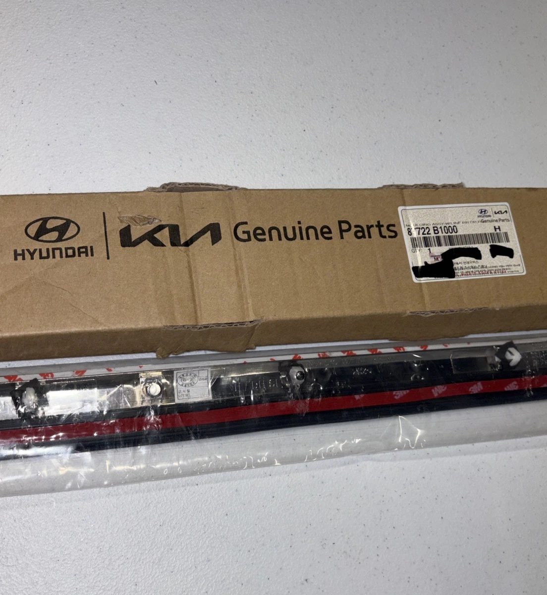 GENUINE Waist Line Rear Door Moulding RH 87722-B1000 for Hyundai Genesis G80 photo 4