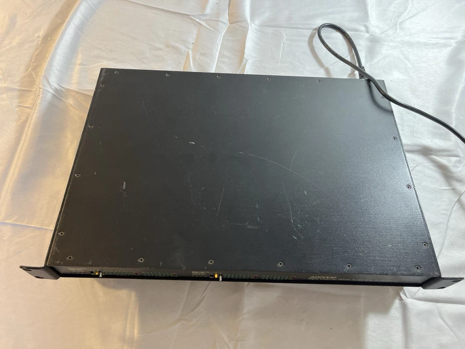 Benchmark AD2008 8-Channel 20-Bit A/D Converter Rack Unit –#3 - Works - Image 2 of 4