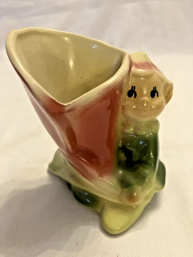 Shawnee Small Pixie Elf Pink Flower Vase