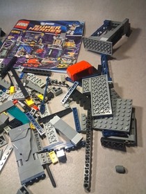 LEGO DC Comics Super Heroes: The Batcave (6860) Incomplete