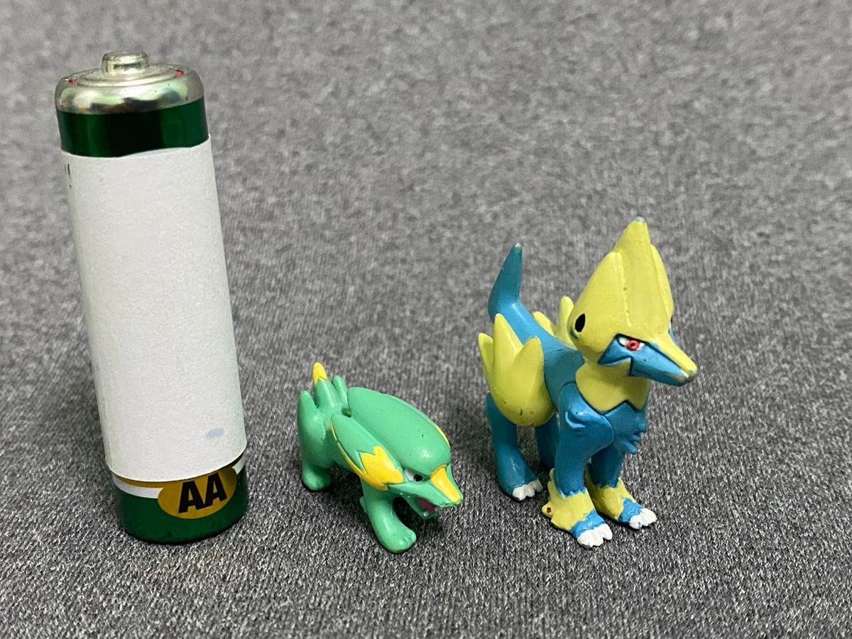 Electrike Manectric Pokemon Nintendo Tomy Zukan 1/40 Collection