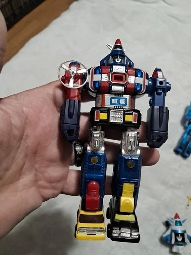 Vintage Voltron Dairugger XV GB-73 figure 6" - sold AS-IS with wear & incomplete