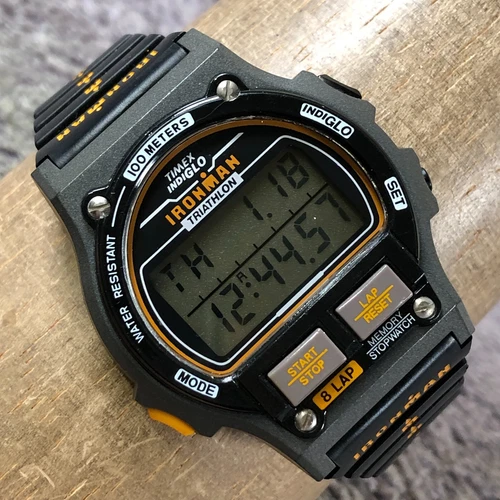 Vtg Timex Ironman Triathlon Men 737-A Rubber Quartz Digital 38mm Watch 7 1/2"