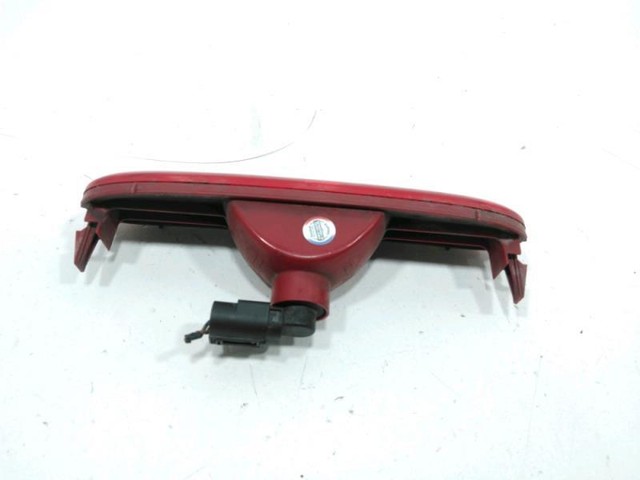 Feu Antibrouillard Arrière Rouge MINI D'origine - Compatible Mini Cooper One R56, R57, F55, F56, F57 - Réf. 6946904 - Occasion