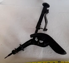 VINTAGE PRIMATIVE HOME CHERRY STONER TABLE MOUNT