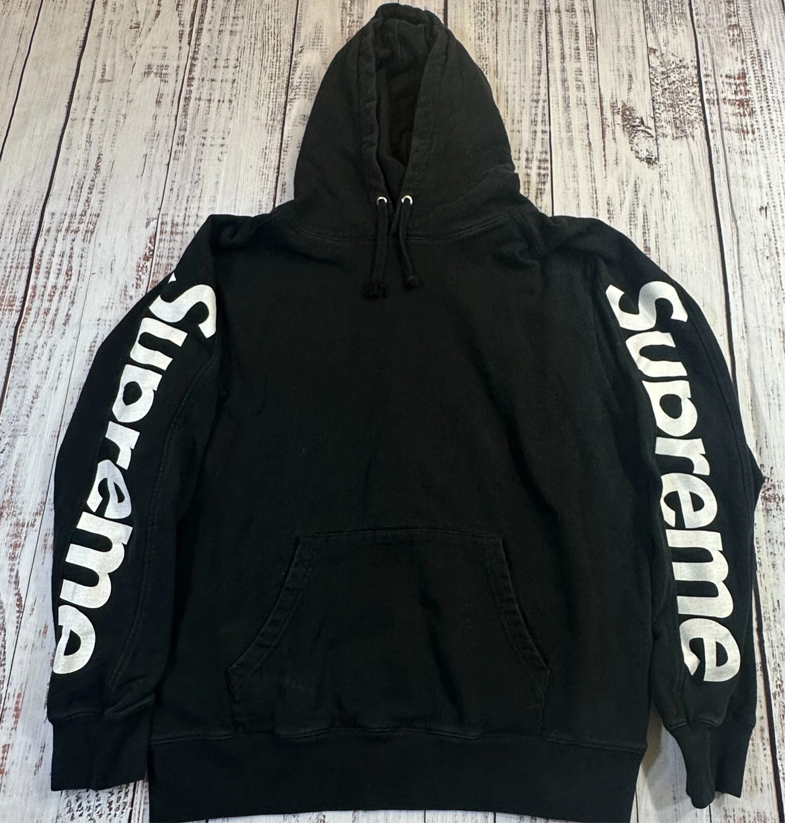 Sweat à capuche SUPREME épais noir manches évasées taille M
