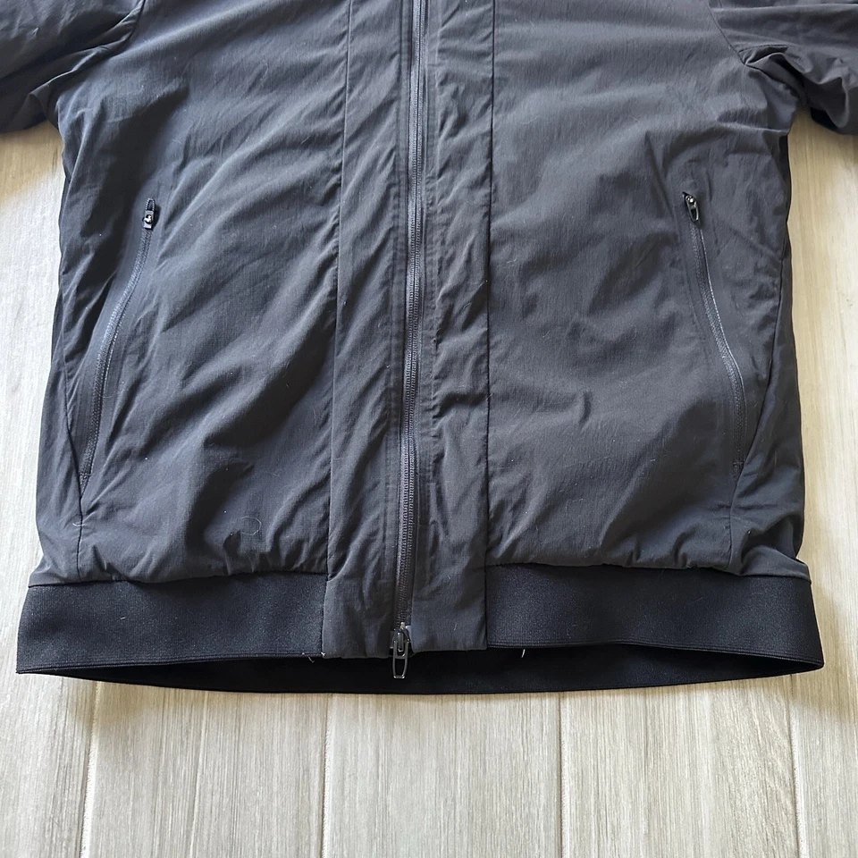 Lululemon Jacket Mens Medium Black Goose Down 700 Fill Bomber Primaloft Puffer - Image 3 of 4