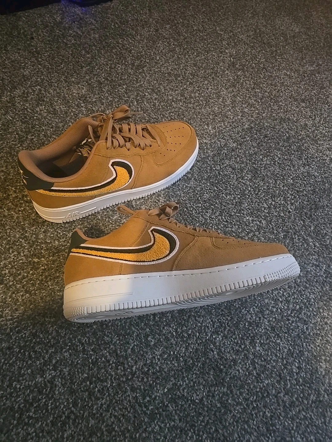 Nike Air Force 1 Low3D Swoosh in ciniglia bronzo tenue