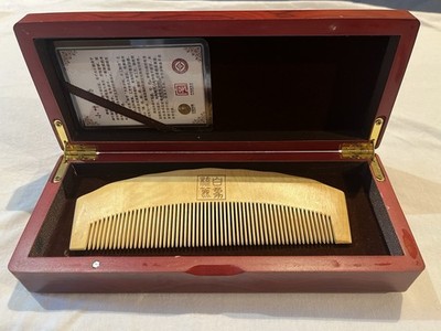 Baixiang Kammrost: Romantik & Einfallsreichtum hinter einem Holzkamm. Top Zustand