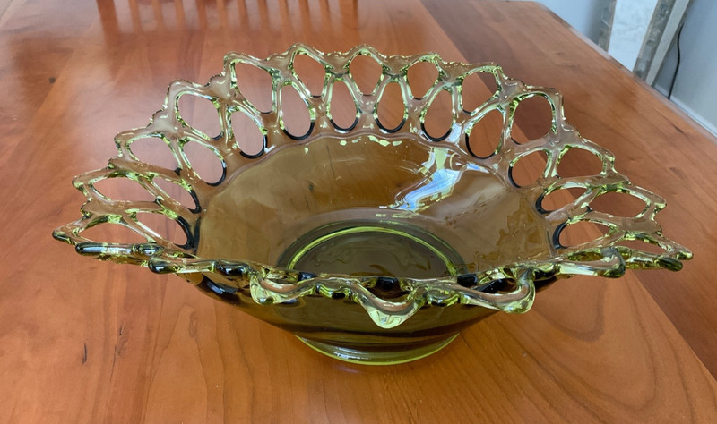 VINTAGE WESTMORELAND GREEN OPEN LACE CENTERPIECE 12" LONG BOWL DISH SIGN WG
