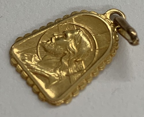 18K Yellow Gold Jesus Christ Pendant Our Lord Pendant 1.7G - Picture 4 of 7