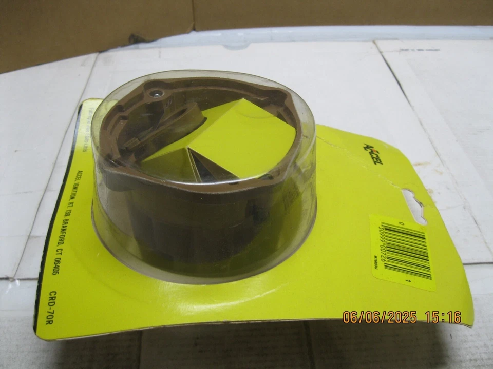ACCEL DISTRIBUTOR CAP ROTOR 8121 GM M16693 (package rough) Foto 2 de 4