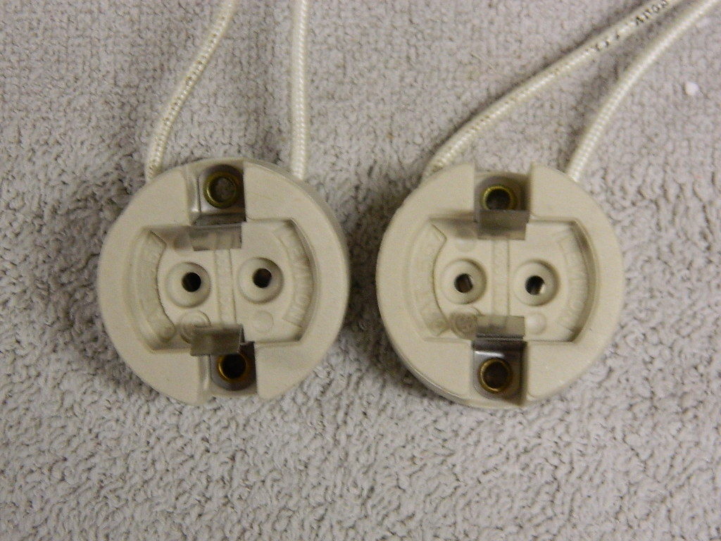 Leviton porcelain lamp holder cat. 557 white lot of two eBay