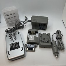 Digital Camera Lithium Ion Charger Model CH-3300 Universal AC/DC