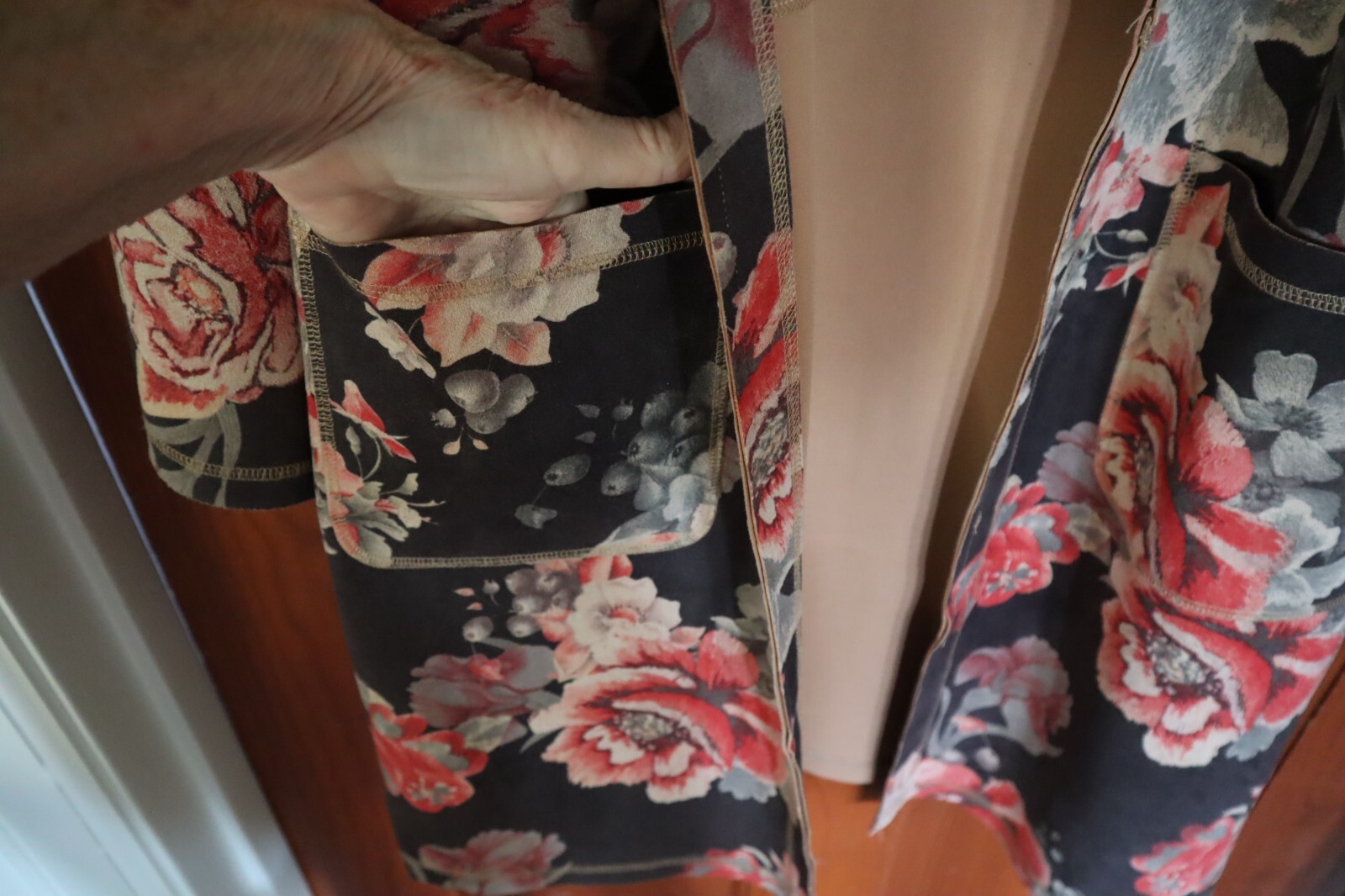 Multicolor Floral Pattern SOLITAIRE Anthropologie… - image 3